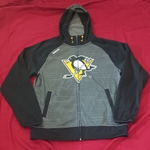 Reebok Center Ice Collection Black and Gray Penguins Jacket Nhl Speedwick Size M